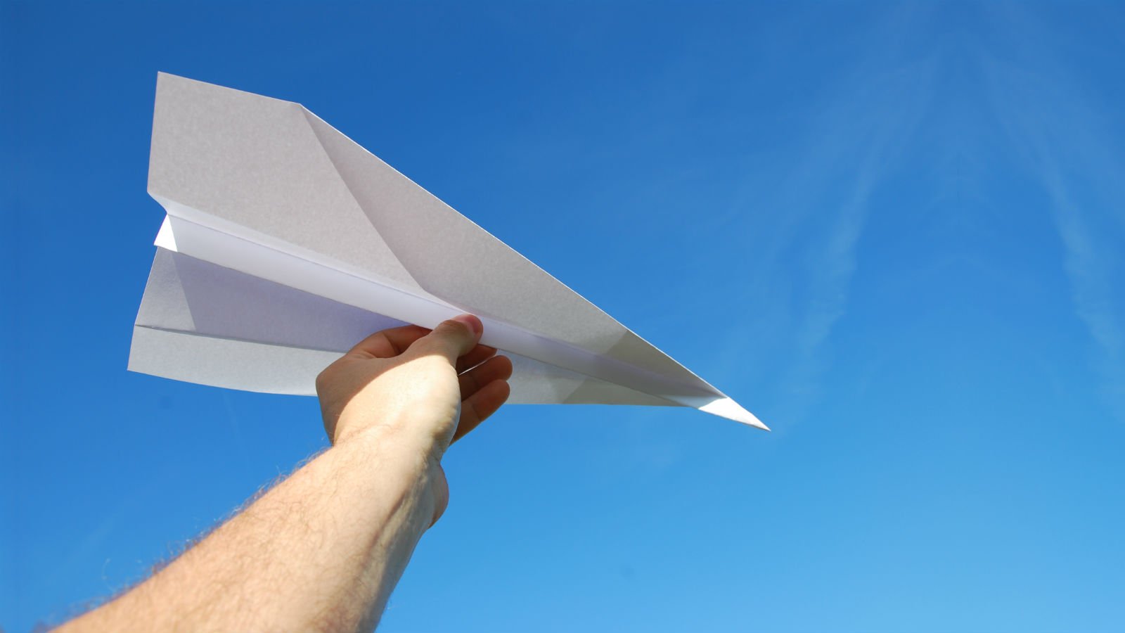 Papirflyver - Sådan bygger du et der svæver LANGT